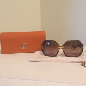 NWT Tory Burch Sunglasses